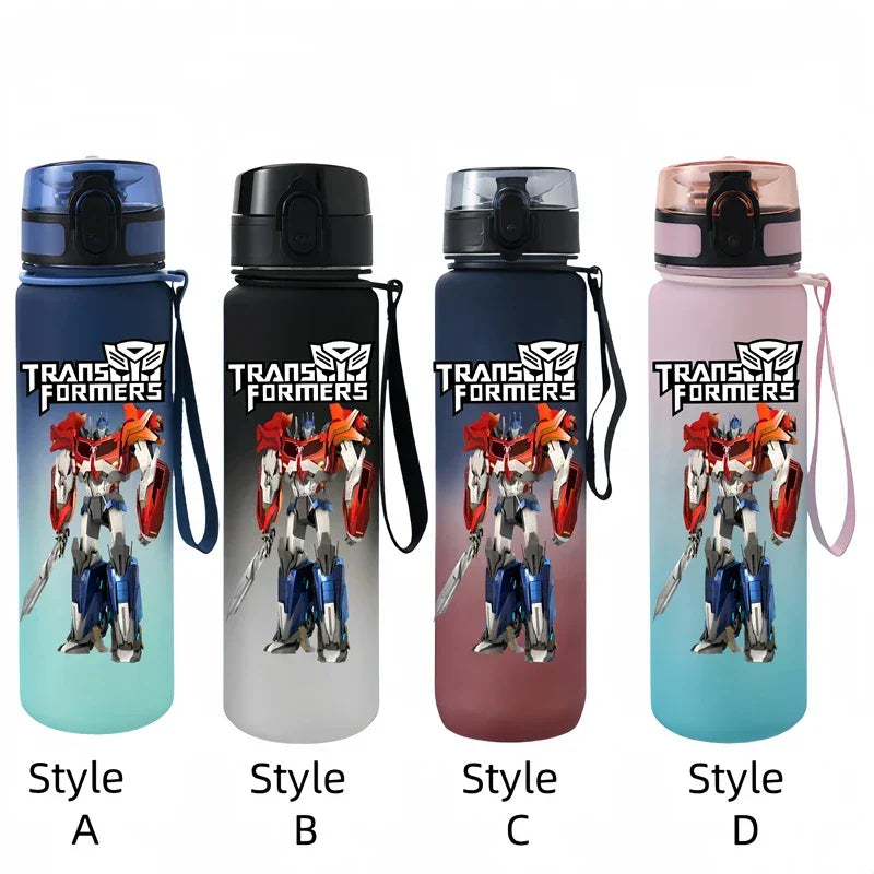 Gourdes colorées Transformers avec robot Optimus Prime debout, fond dégradé, motifs variés – Transformers.