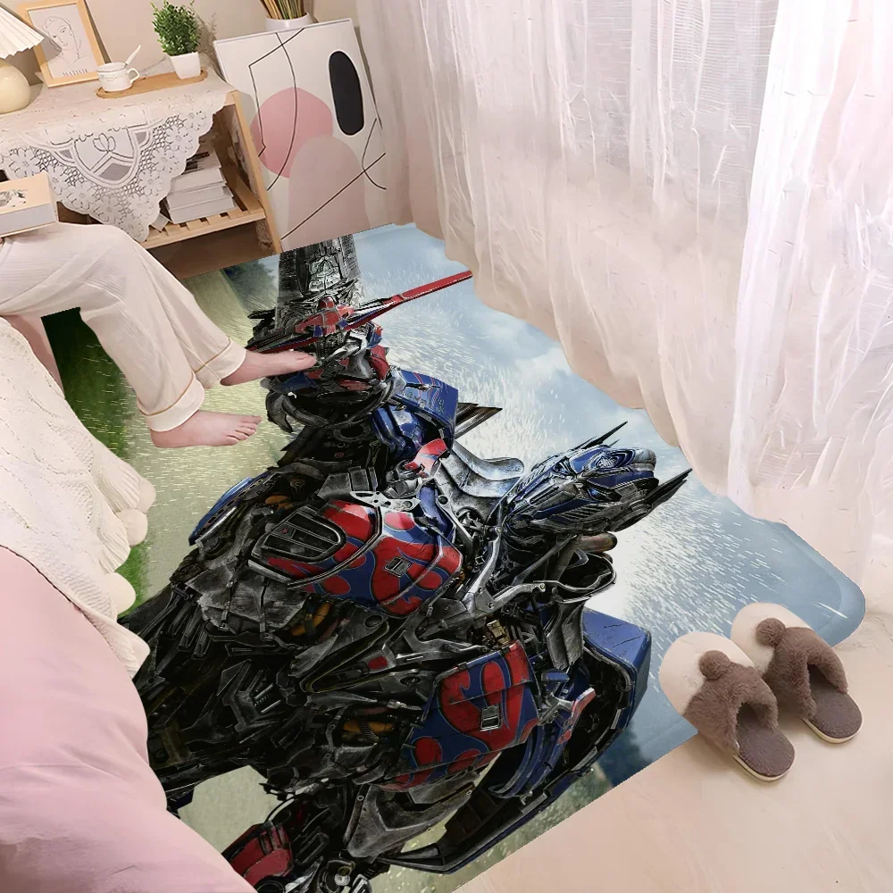 Tapis imprimé Optimus Prime en position de combat, posé dans une chambre lumineuse – Transformers.
