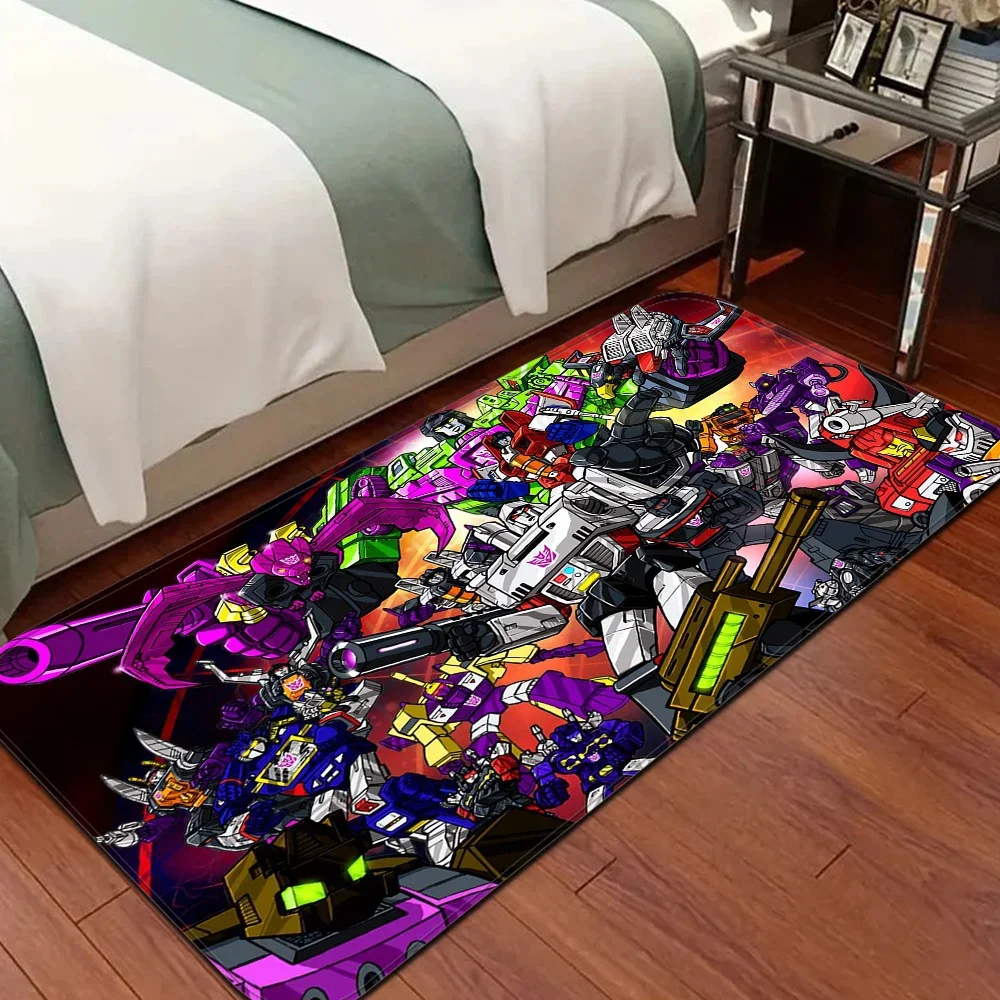 Tapis décoratif Transformers avec Decepticons colorés en action, posé près d’un lit – Transformers.