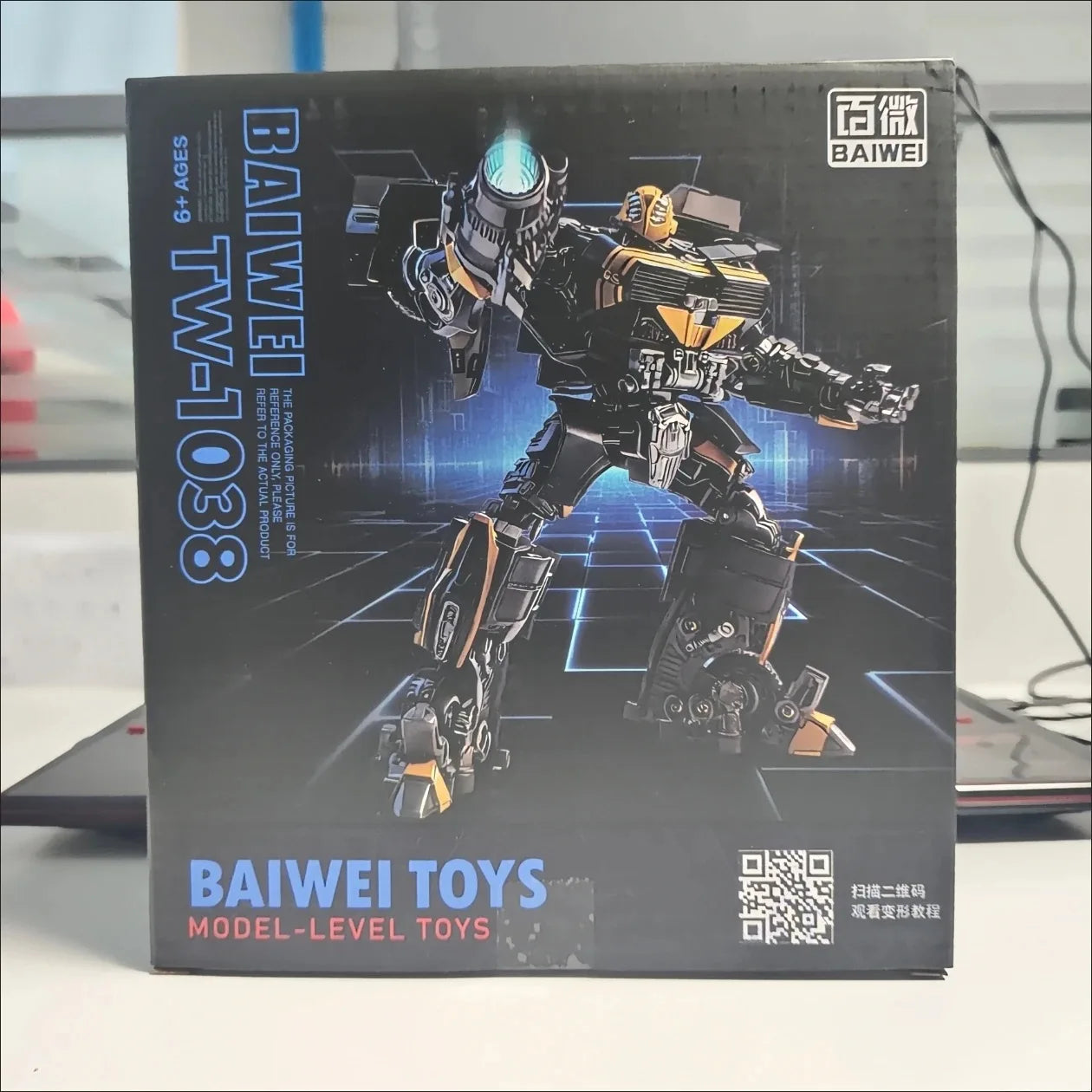 Figurine Transformers Bumblebee Black Bee TW1038 — Édition Noire et Orange Guerrier