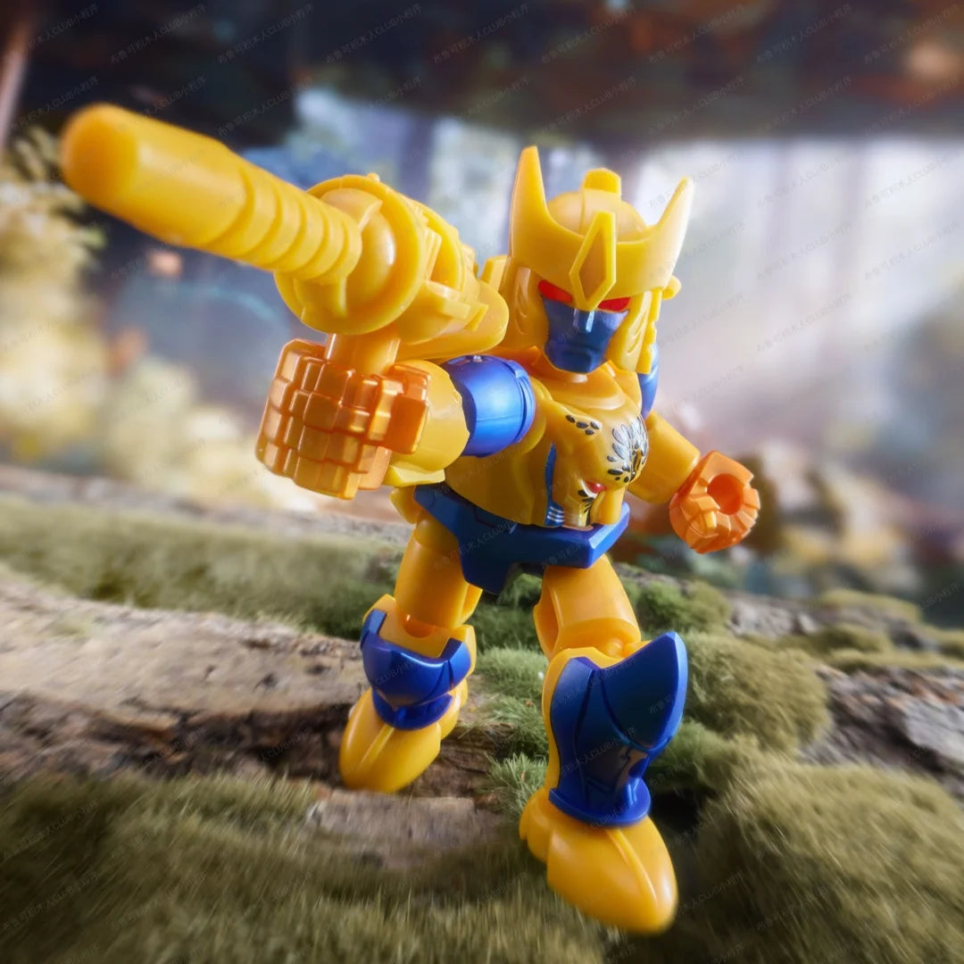 Figurine Transformers Cheetor Blokees — Félin Doré Posture d'Attaque Champ Doré