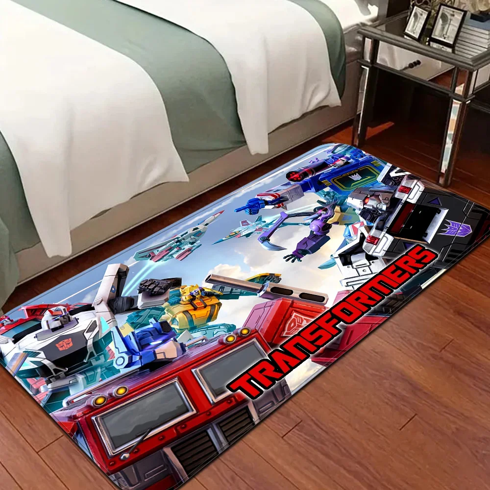 Tapis Transformers coloré avec plusieurs robots dessinés en action, posé près d’un lit – Transformers.